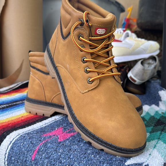 Brand New Ecko Unltd Men\'s Boots main image 4
